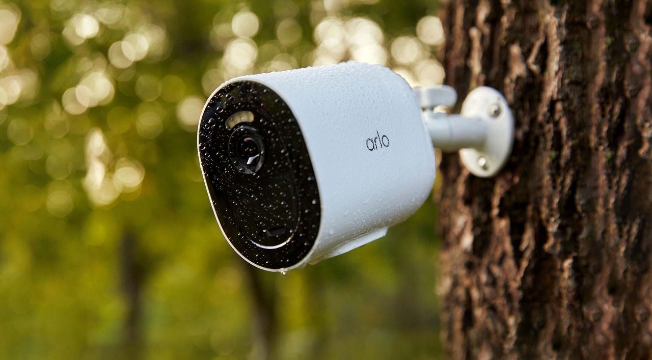 Arlo store cellular camera