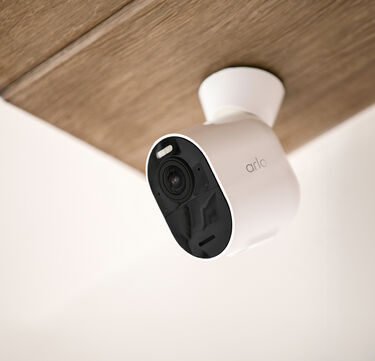 Arlo Ultra 2 Spotlight Camera